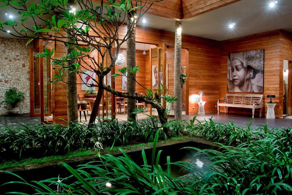 Eko Villa Seminyak - Tropical Villa, Walk To Beach Exterior foto